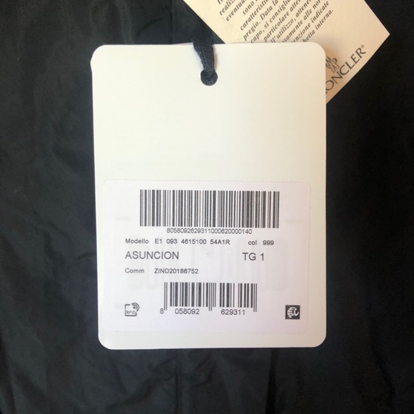 Moncler Asuncion Black Jacket - Picture 5 of 11